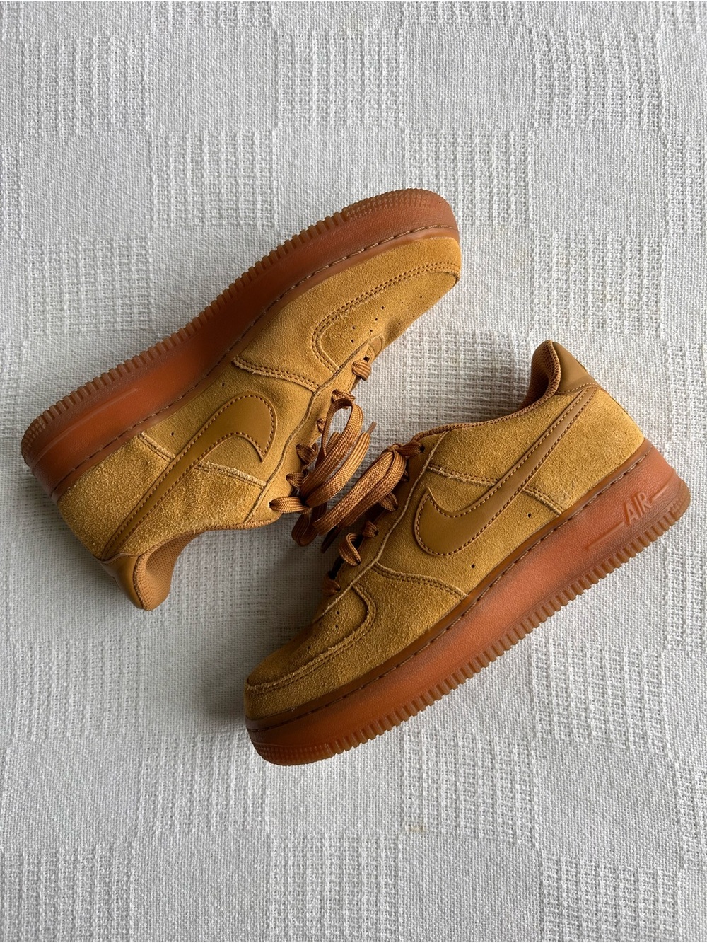 Kids Nike Air force 1 LV8 3 Wheat size 6Y